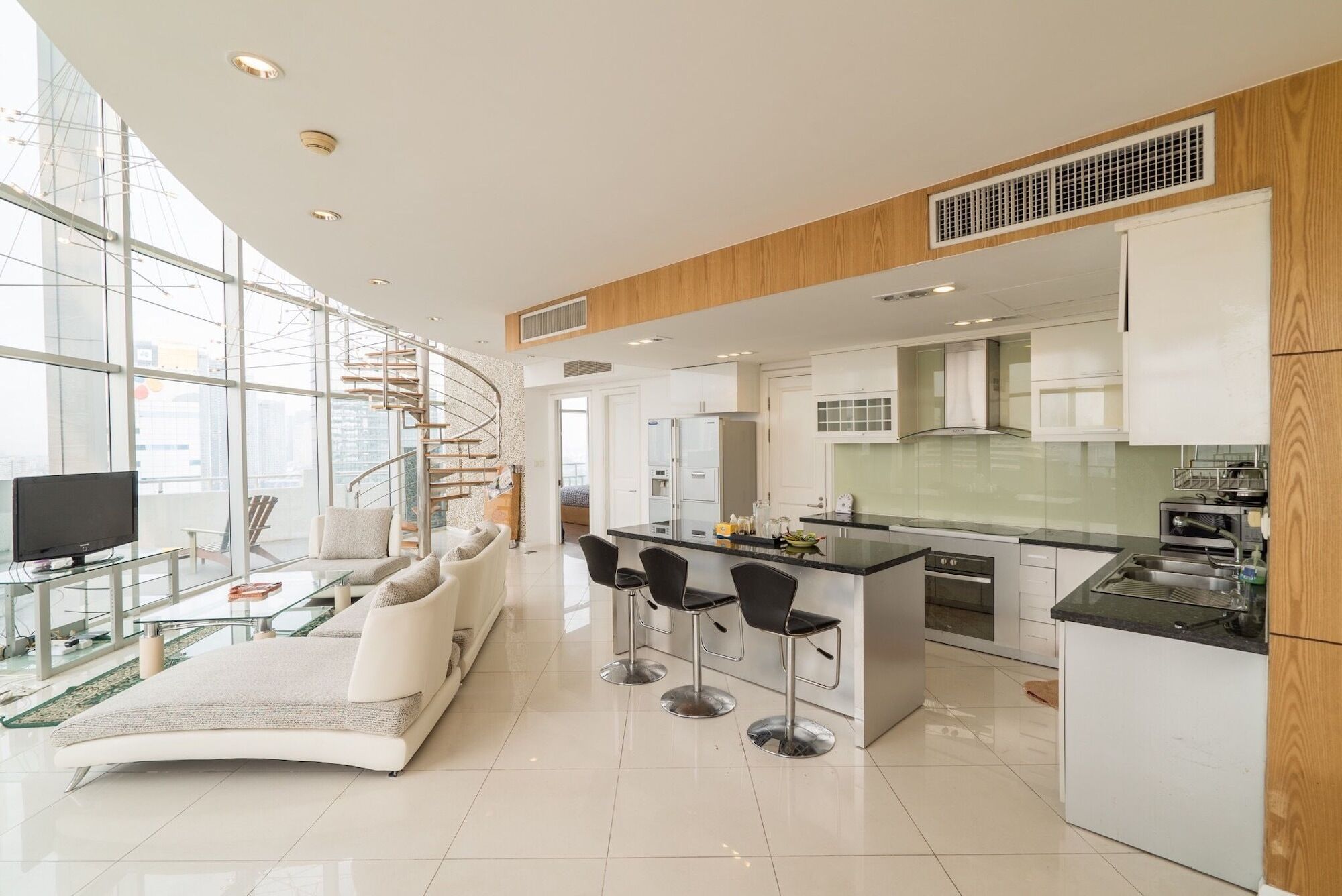 Luxury Penthouse 4brs Centre *