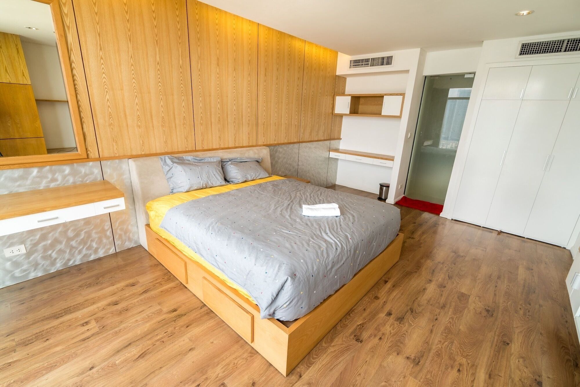 Luxury Penthouse 4brs Centre Apartamento